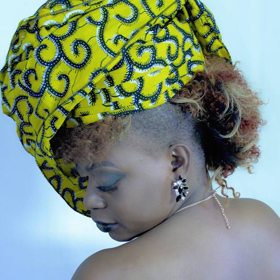 https://kamerlyrics.net/media/5067/majoie-ayi.jpg
