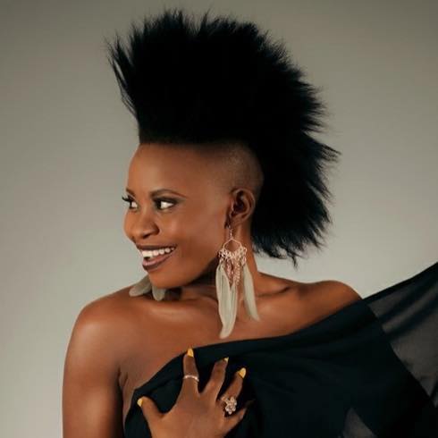 https://kamerlyrics.net/media/5339/mel-b-akwen.jpg