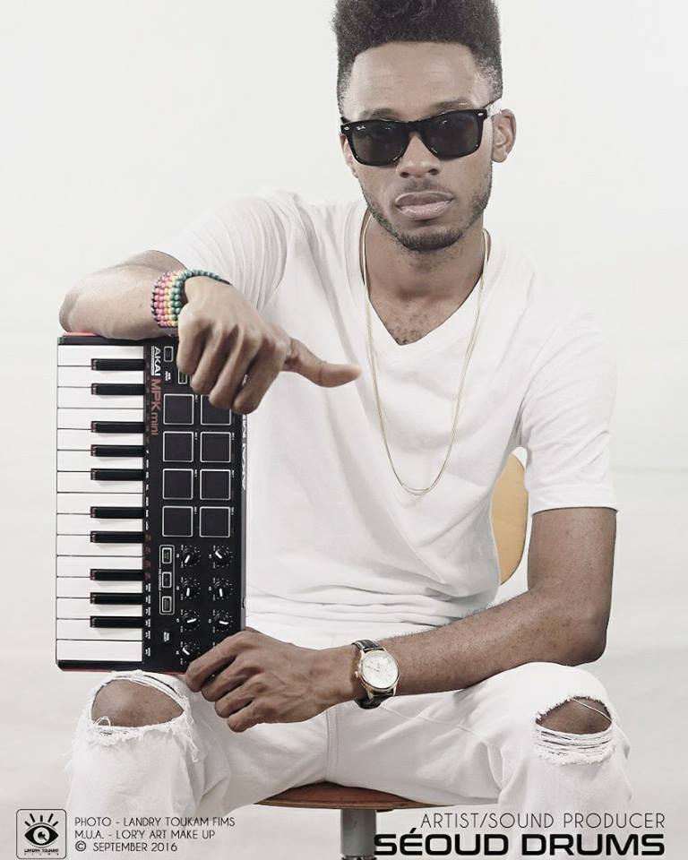 https://kamerlyrics.net/media/5854/seouddrums.jpg