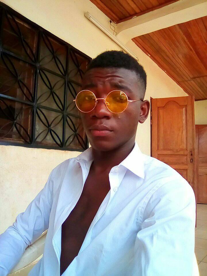 https://kamerlyrics.net/media/5913/charly-mvondus.jpg