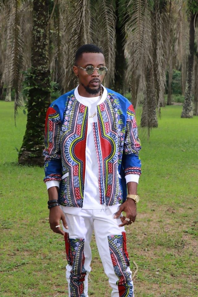 https://kamerlyrics.net/media/5985/serge-beynaud.jpg