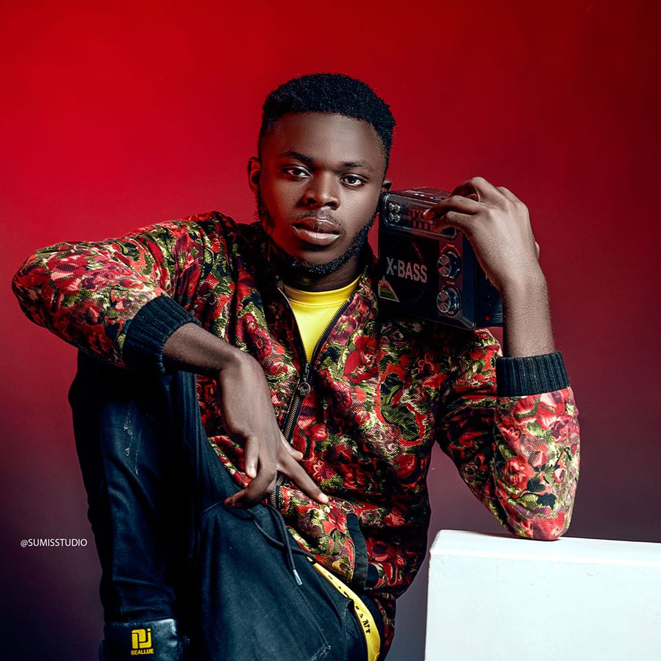 https://kamerlyrics.net/media/6031/young-holiday.jpg