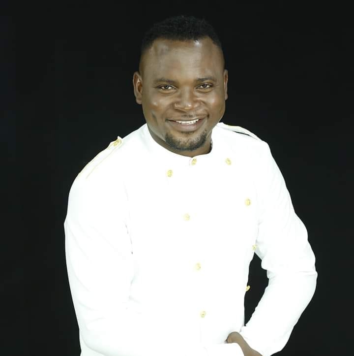 https://kamerlyrics.net/media/6129/ake-loba-fils.jpg