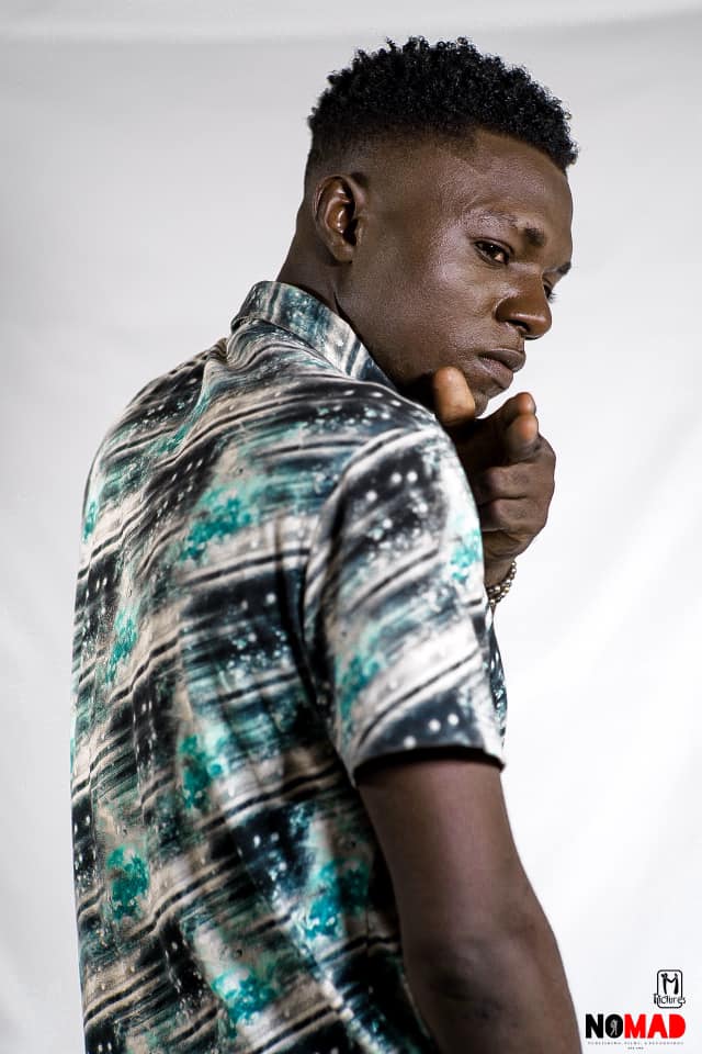 https://kamerlyrics.net/media/6173/m-p-o-33-40.jpg
