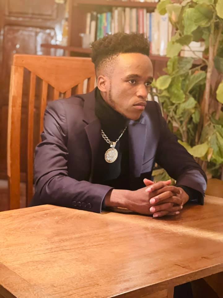 https://kamerlyrics.net/media/6223/lill-humble.jpg