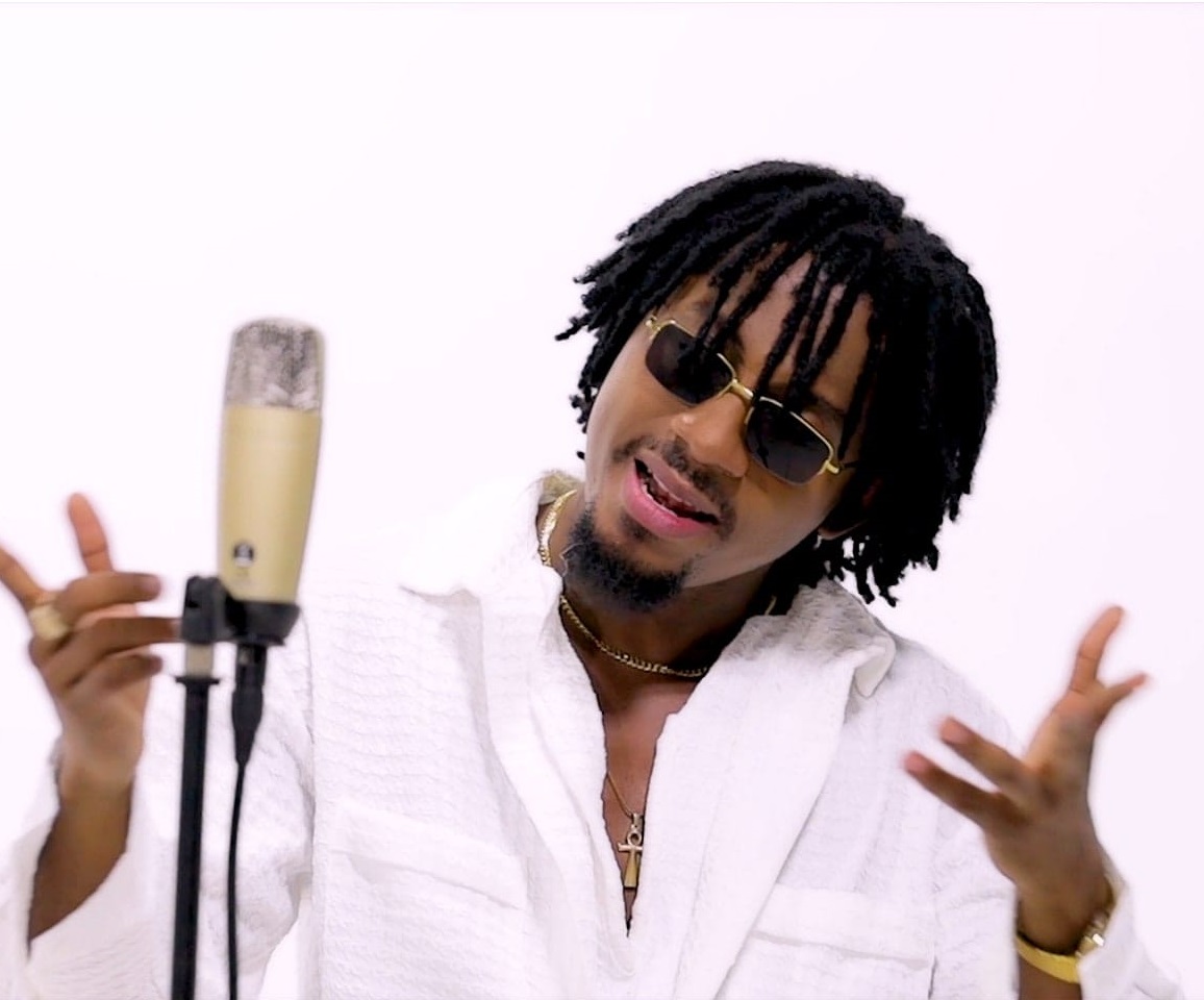 https://kamerlyrics.net/media/6275/h3riq.jpg