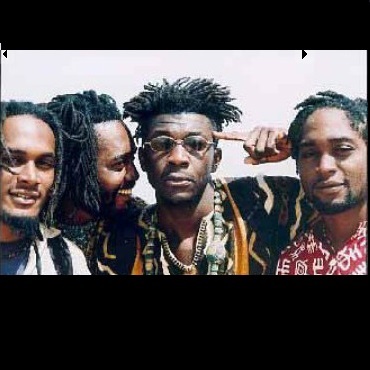 https://kamerlyrics.net/media/6691/yoyettes-negrissim.jpg