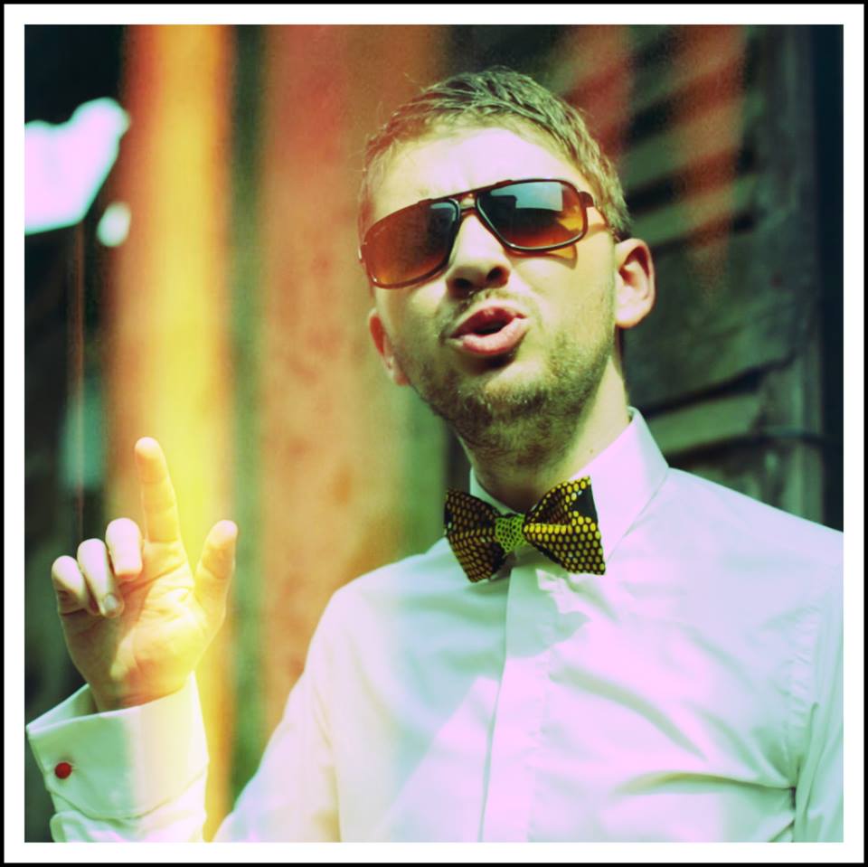 https://kamerlyrics.net/media/7772/petite-soeur-alex.jpg