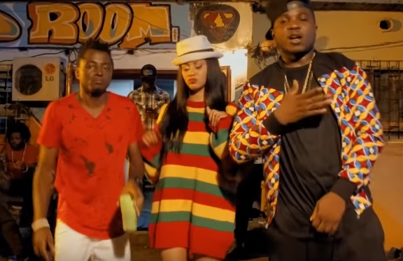 https://kamerlyrics.net/media/8304/eux-boient-lily-swagga.jpg
